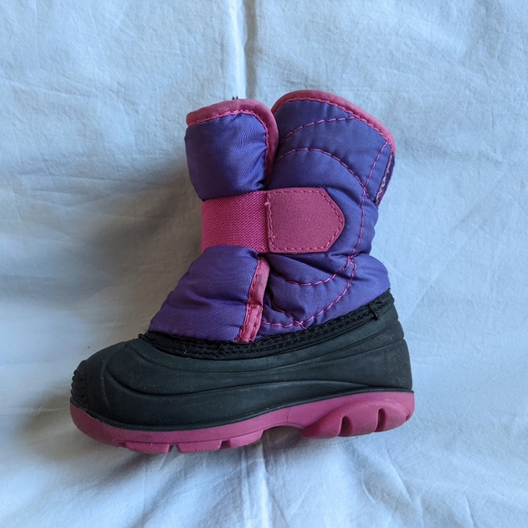 Like new Kamik winter boots size 7 - Picture 6 of 8